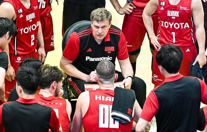 D.Adomaičio komandos laukia lemiama kova