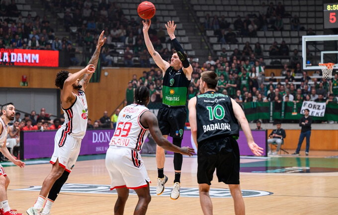 „Joventut“ žengia tolyn