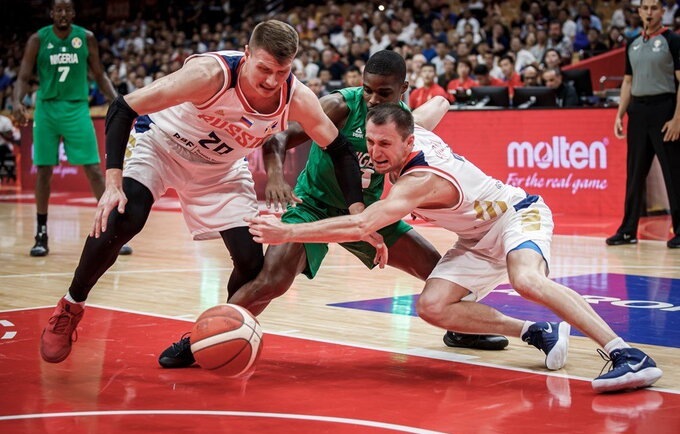 A.Voroncevičius (kairėje) buvo griežtas (FIBA nuotr.)
