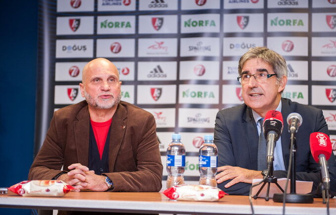 J.Bertomeu susitiko su G.Vainausku (Žygimantas Gedvila, Fotodiena.lt)