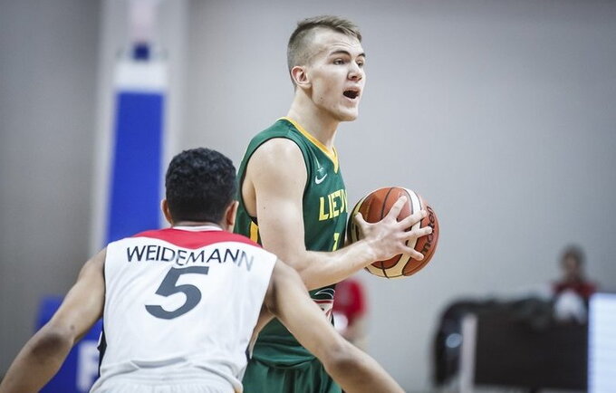 A.Velička buvo vienas iš 8 žaidėjų, kurie pelnė po 11 taškų (FIBA Europe nuotr.)
