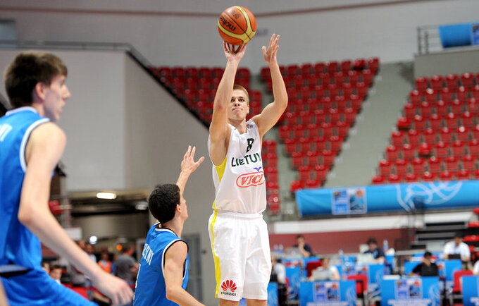 T.Paliukėnas žais Trakų klube (FIBA Europe nuotr.)