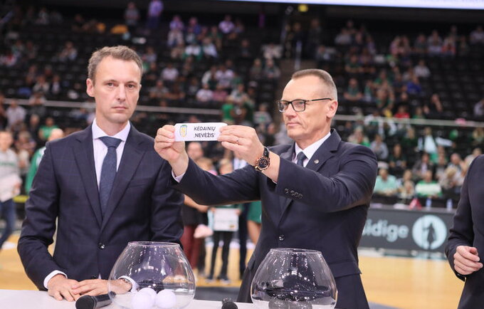 KMT varžybose nuo pirmo etapo kovos aštuonios komandos (BNS nuotr.)