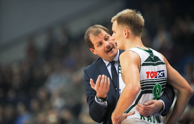 Kokį pažymį jūs skirtumėte G.Krapikui ir V.Kariniauskui? (Fotodiena.lt)