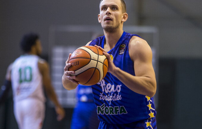 D.Domarkas keliasi į Prienus (BNS nuotr.)