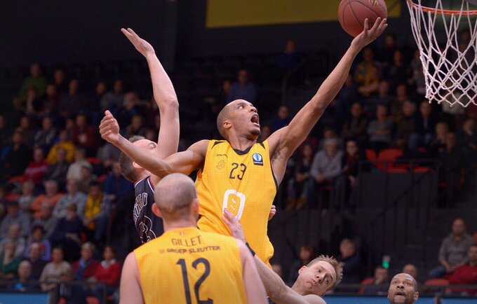 J.Prince'as pirmoje tarpusavio dvikovoje vilniečiams pridarė daug bėdų